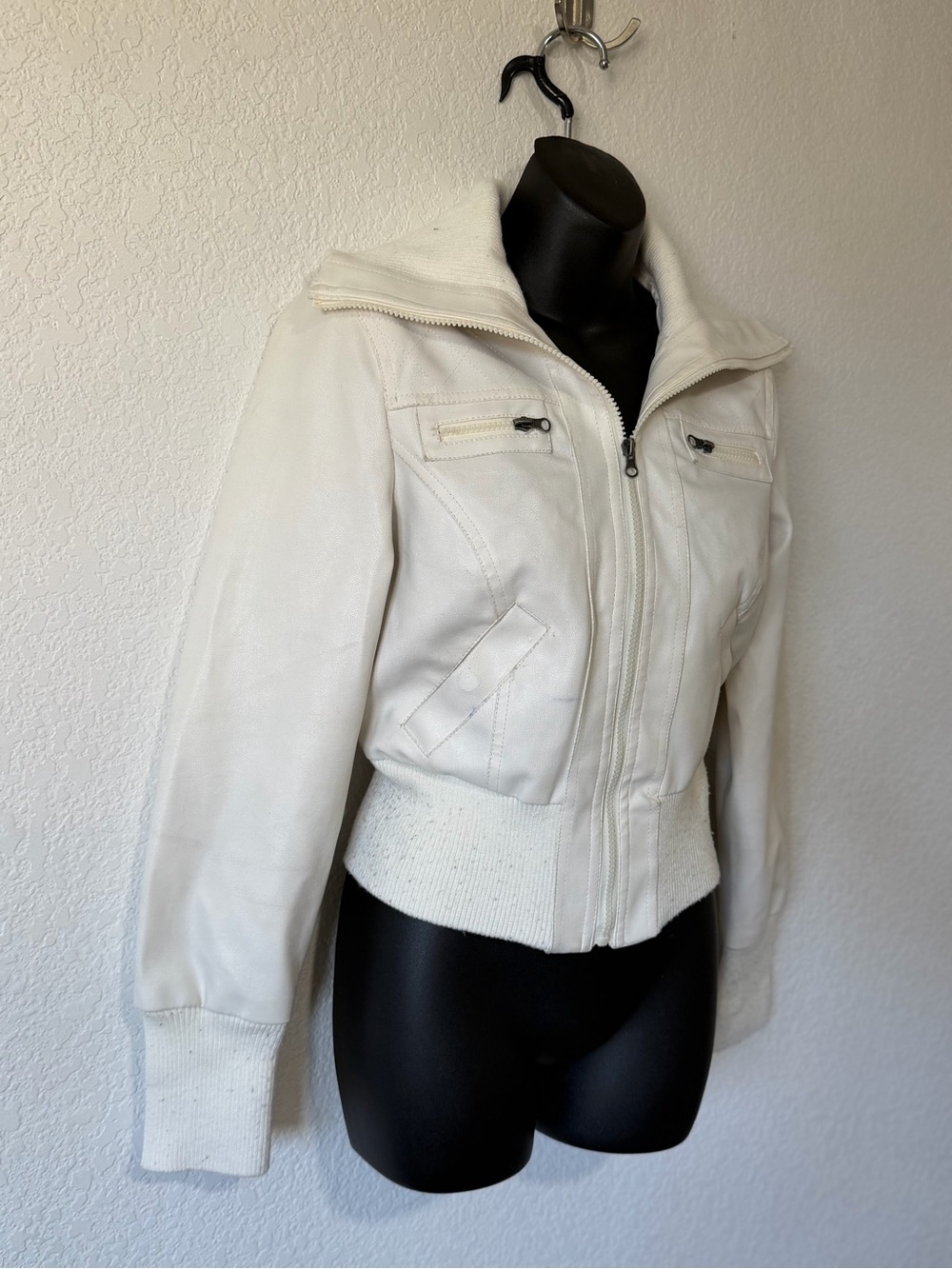 Bratzcore Vintage Wet Seal Ivory Zip-Up Bomber Jacket - Picture 3 of 7